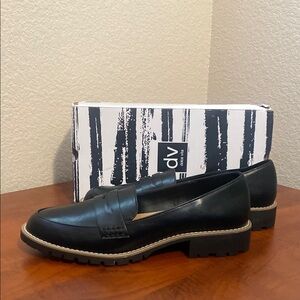 (CLEAR OUT PRICE!!!) DV by Dolce Vita Ladies'  Lug Loafer Shoes, Black